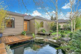 3904 47th Ave, Seattle WA  98118-1216 exterior