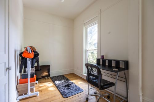 2375 Booth St, Milwaukee WI  53212-3429 exterior