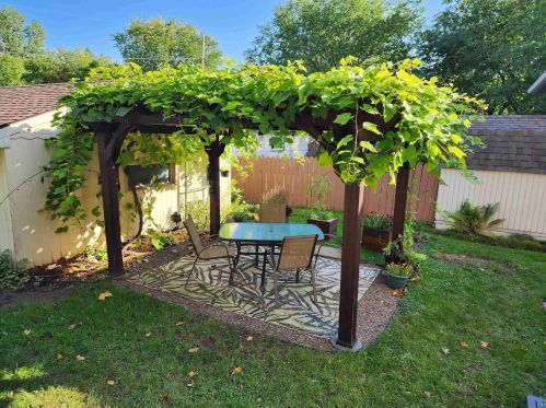 990 87 Ave, Duluth MN 55808-1418 exterior