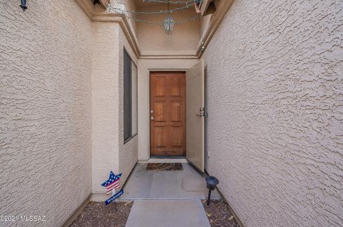 9486 Lilly Bay Loop, Tucson AZ  85710-1888 exterior