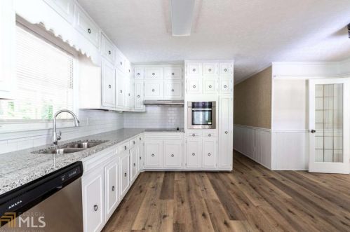 2524 Midvale Ct, Tucker GA  30084-3348 exterior