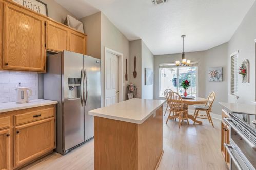 928 Carter St, Folsom CA 95630-9569 exterior