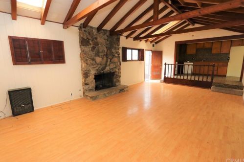 215 Princeton Ave, Fullerton CA 92831-3818 exterior