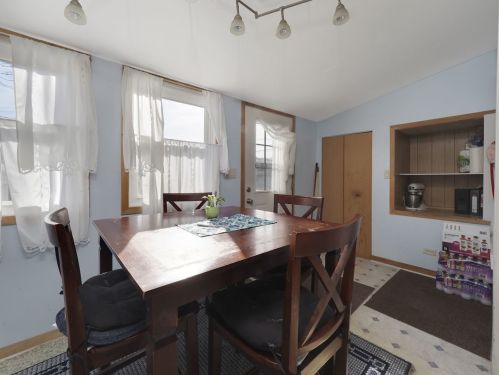 4335 Mason Ave, Chicago IL 60630-1913 exterior