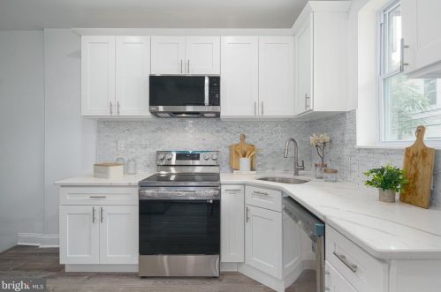 5822 Catharine St, Philadelphia PA  19143-2418 exterior