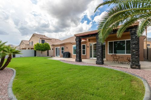 1709 Cathedral Rock Dr, Phoenix AZ 85048-8909 exterior