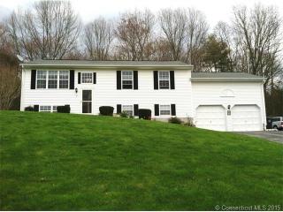 36 Bartlett Meadow Dr, Killingly, CT 06241-1847