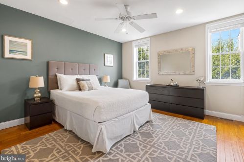 1007 21 St, Philadelphia PA 19146-4321 exterior