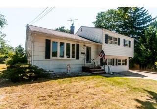 89 Irving Ave, Spotswood, NJ 08884-1136