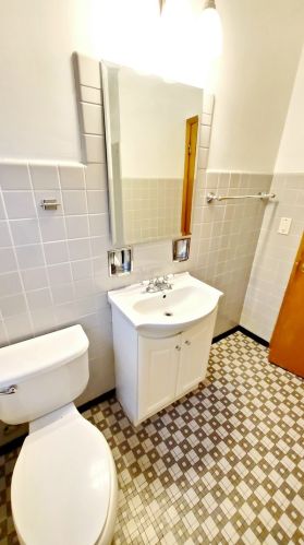 3037 Austin Ave, Chicago IL 60638-1418 exterior