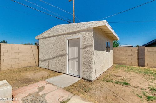 6126 32nd Ave, Phoenix AZ  85017-1510 exterior