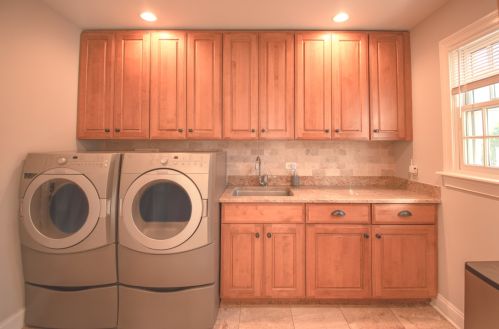 6654 Kilbourn Ave, Chicago IL  60712-3326 exterior