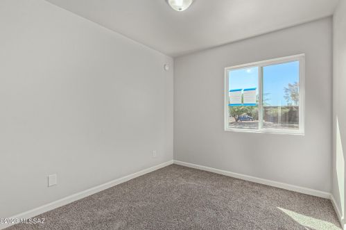 7227 Bellingham Dr, Tucson AZ  85730-3305 exterior