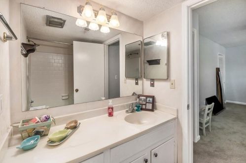 157 Lablanc Way, Atlanta GA 30327-1082 exterior