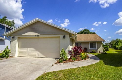 16155 Gardendale Dr, Tampa, FL 33624-1131