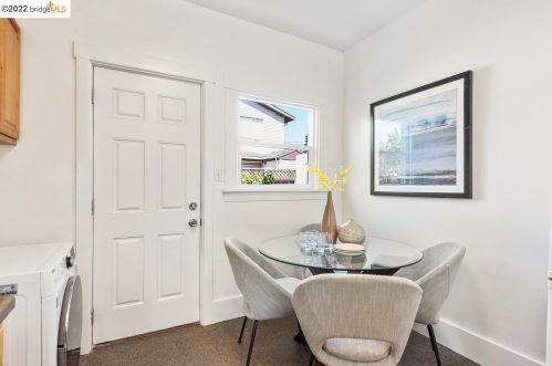 1247 Burnett St, Berkeley CA 94702-2436 exterior