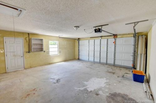 1312 7 St, Boynton Beach FL 33426-2924 exterior