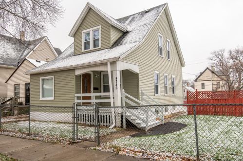 4746 36th St, Milwaukee WI  53209-5942 exterior