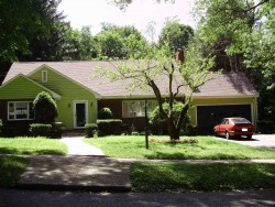 124 Arnold Rd, Newton, MA 02459-3044