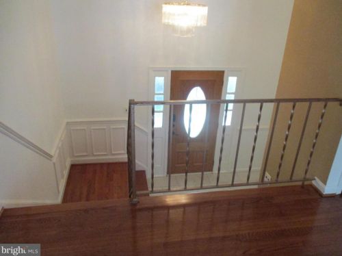 1908 Great Falls St, Mc Lean VA  22101-5417 exterior