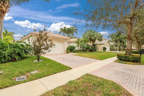 11452 Ohanu Cir, Boynton Beach, FL 33437-7031