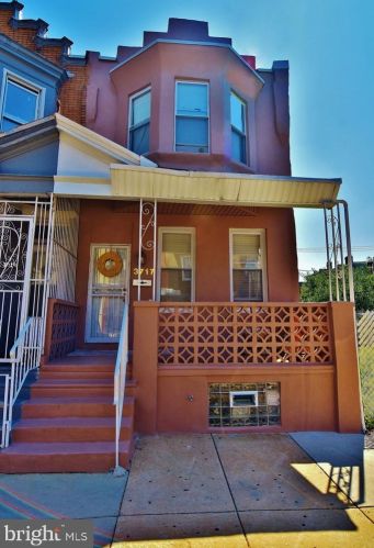 3717 8th St, Philadelphia, PA 19140-3220