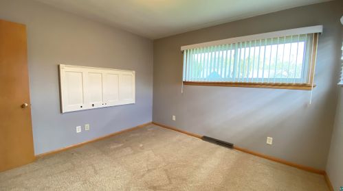 5710 Oakley St, Duluth MN 55804-1326 exterior