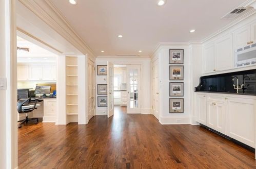 2774 Andrews Dr, Atlanta GA 30305-2903 exterior