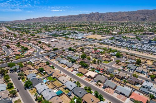 1444 Carson Rd, Phoenix AZ  85041-6711 exterior