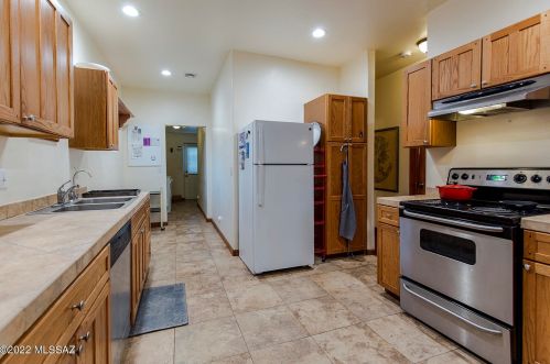 141 2 St, Tucson AZ 85716-4340 exterior