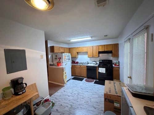 6339 Wedgeview Dr, Tucker GA 30084-8768 exterior