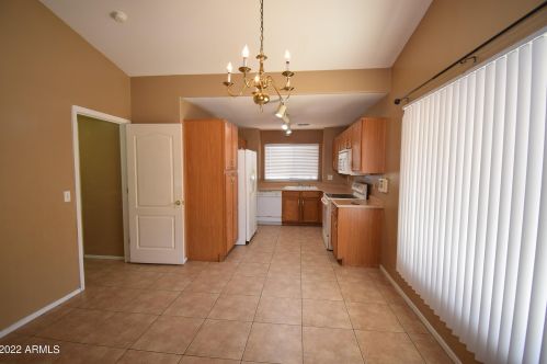 1512 Burgess Ln, Phoenix AZ 85042-5379 exterior