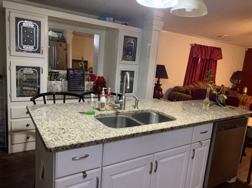 6921 Bennett Ave, Austin TX 78752-3204 exterior