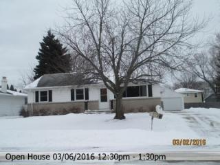 1084 Melrose St, Neenah WI  54956-3976 exterior