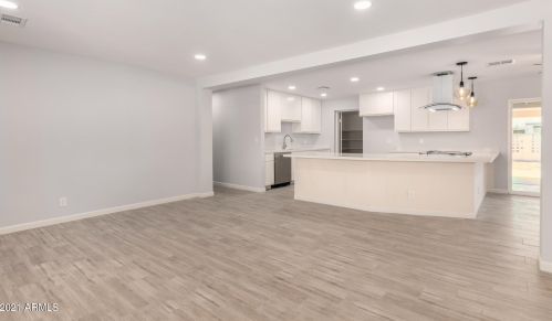 12643 30th Dr, Phoenix AZ  85029-1304 exterior