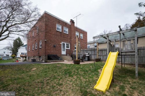 816 Maple Rd, Media PA 19086-7167 exterior