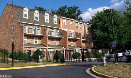 4037 Chesterwood Dr, Silver Spring MD  20906-2871 exterior