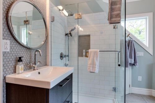 746 Gorham St, Madison WI 53703-1521 exterior