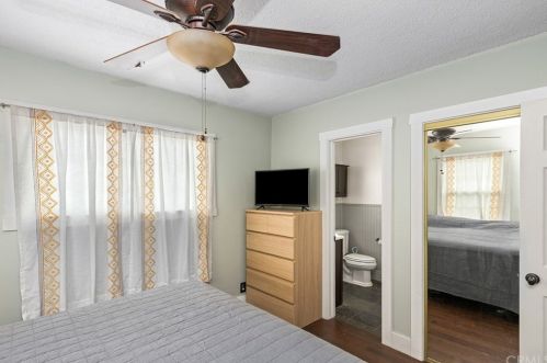 1412 Naples Pl, Fullerton CA  92833-4432 exterior