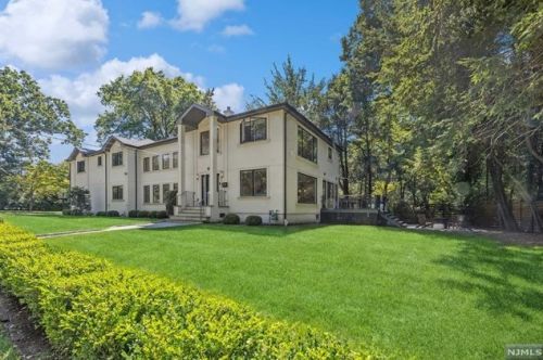 177 Orchard Rd, Demarest NJ  07627-1715 exterior