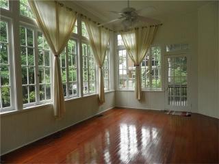 5330 Danneel St, New Orleans LA  70115-4912 exterior