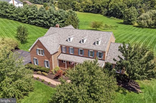 17650 Tobermory Pl, Leesburg, VA 20175-7052