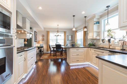 8805 Sacramento, Chicago IL 60805-1223 exterior