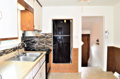 1329 91, Milwaukee WI 53224-4712 exterior