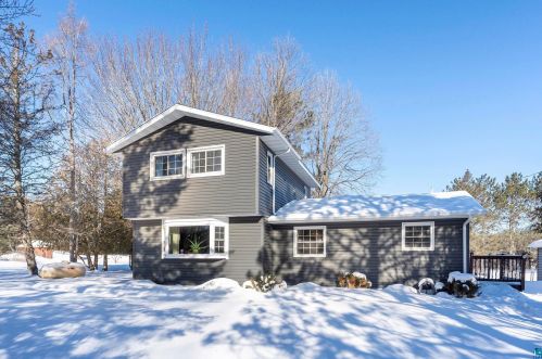 5939 Rose Rd, Duluth MN 55811-1219 exterior