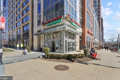 215 Randolph Pl, Washington DC  20002-2138 exterior