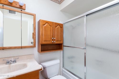 9442 5th St, Tucson AZ 85716-5005 exterior