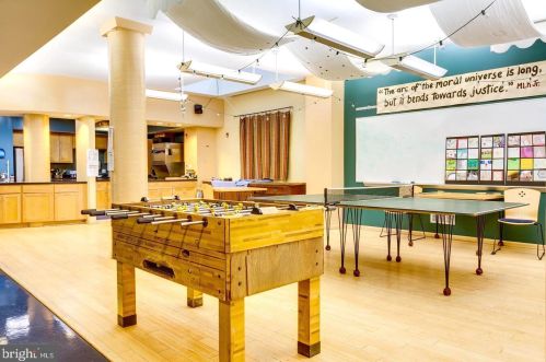 7981 Eastern Ave, Silver Spring MD 20910-4834 exterior