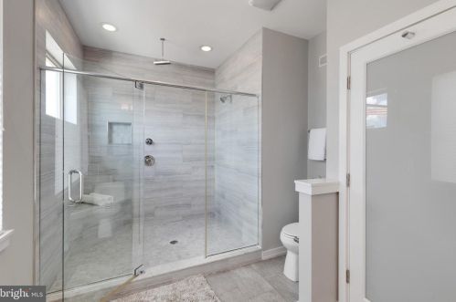 1107 Berks St, Philadelphia PA 19131-3206 exterior