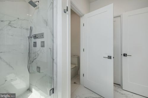 835 Longfellow St, Washington DC  20011-8205 exterior